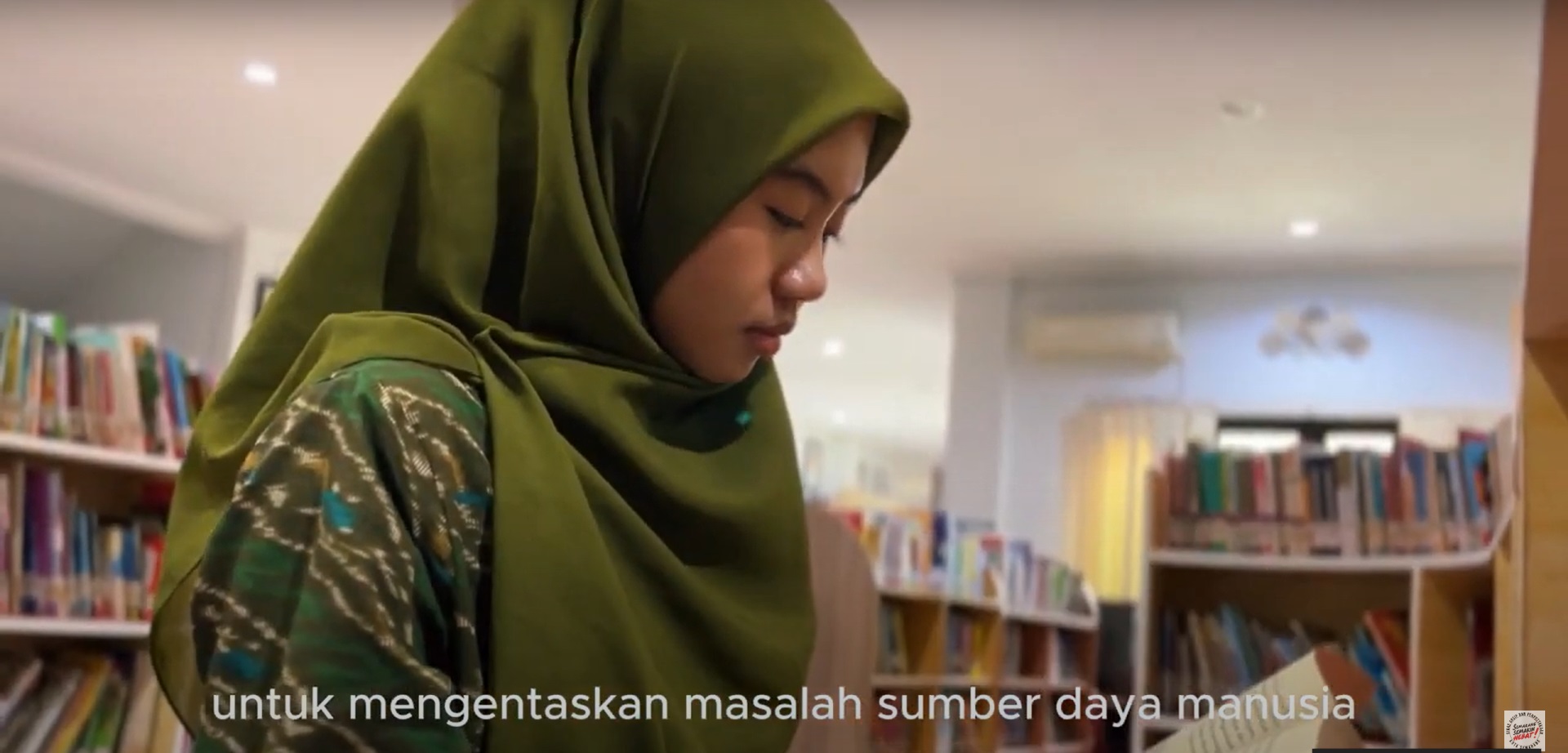 PASTIIN MONCER VLOG KESERUAN DIPERPUSTAKAAN